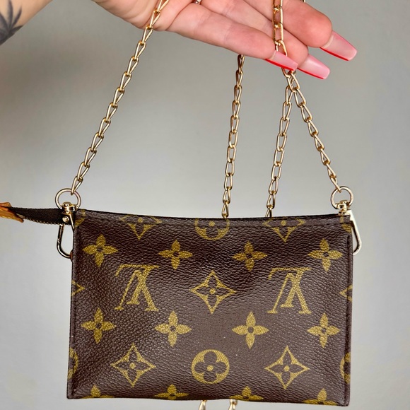 Louis Vuitton Handbags - IN BOX LOUIS VUITTON CROSSBODY MINI POUCH